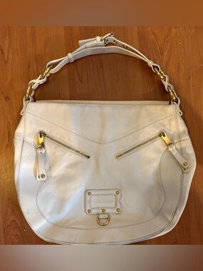 Marc Jacobs Cream Soft Leather Large Shoulder bag, Diagonal Gold Zippers, Italy!